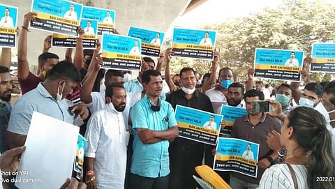 Crowds of candidates today to fill up nomination forms for Goa assembly election in vasco