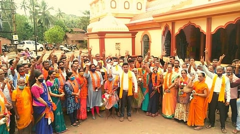 पालये समर्थकांचा 'मगो'त प्रवेश