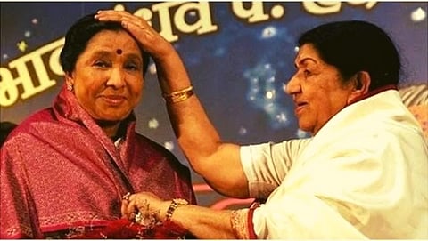 Asha Bhosle and Lata Mangeshkar