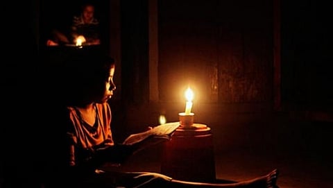 Sri Lanka in darkness, Sri Lanka economic crisis news