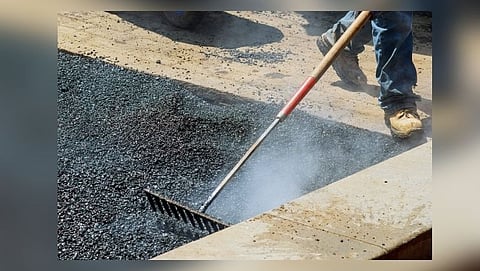 Hotmix asphalting