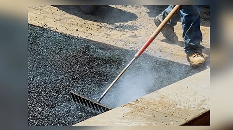 Hotmix asphalting