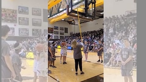 American high school basketball match video