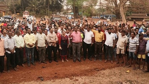 Mayem Villagers oppose mining transport