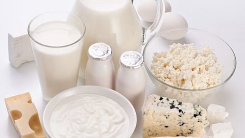 health disadvantage of drinking too much milk be careful these problems can knock, Milk Side effects, Bad Side effects of drinking too much milk