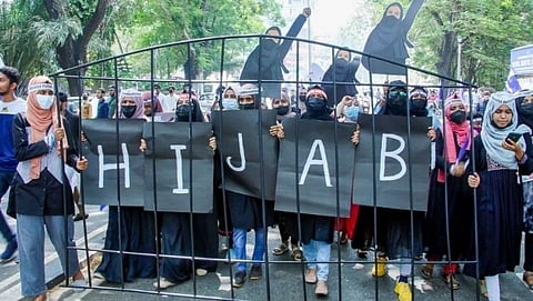 Hijab Protes