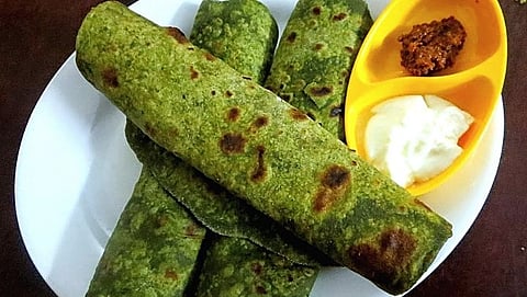 Palak Paratha Recipe