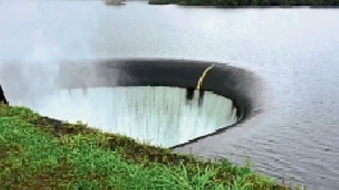 Salaulim Dam Goa