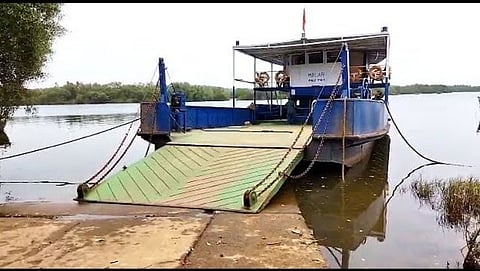 Locals irked by the persistent breakdown of Camurlim -Tuem ferry