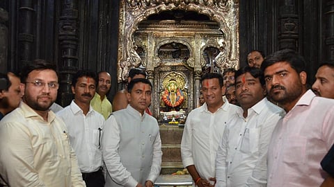मुख्यमंत्र्यांनी कोल्हापुरात घेतले अंबाबाईचे दर्शन