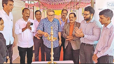 Dainik Gomantak Editor Raju Nayak in Job Fair