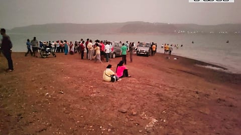 Four students drowned to death in Chaskaman Dam in Khed Tehsil of Pune district