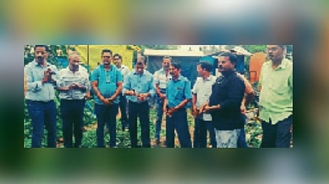 While starting the work of cleaning the drain, MLA Dr. Shettye.