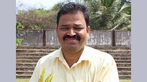 Curchorem Municipal council Chairperson Vishwas Sawant Desai resigns