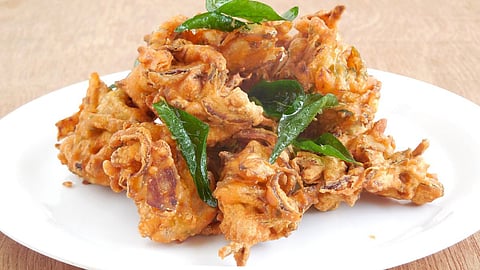 Crispy Pakoda Recipe