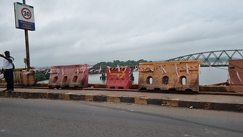 Zuari Bridge