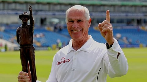 Umpire Rudi Koertzen
