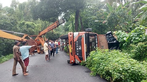 Truck Accident in Canacona