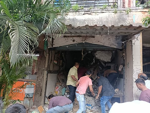 Ulhasnagar Slab Collapse: उल्हासनगरमध्ये पाच मजली इमारतीचा स्लॅब कोसळला, चौघांचा मृत्यू