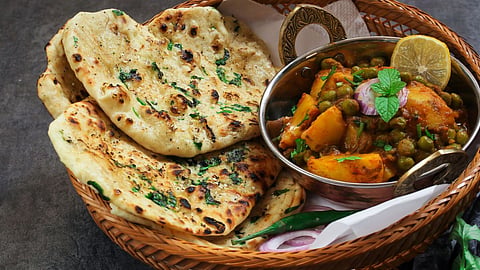 Matar Kulcha