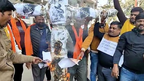 Pathan Movie Controversy