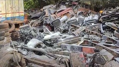 Sankalp Amonkar on Scrapyards: मुरगावचे आमदार संकल्प आमोणकर यांनी याविषयी प्रश्न विचारला होता
