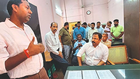 Mla Pravin Arlekar