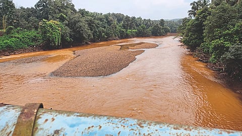Khandepar River