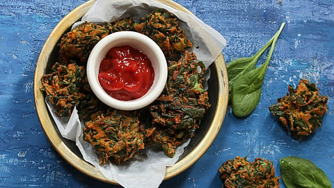 Palak Paneer Pakoda Recipe