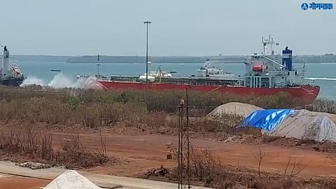 Ammonia gas leakage in M.P.T at Berth No.8