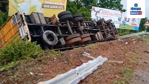 Truck Accident at Bambolim