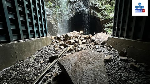 crack on the railway track