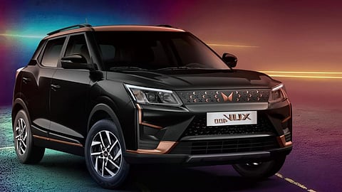 Mahindra Recalled More Than One Lakh Units Of XUV700 and XUV400 Cars.