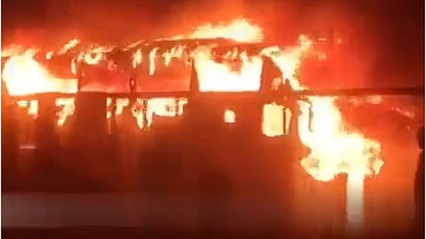 Pakistan Bus Caught Fire: