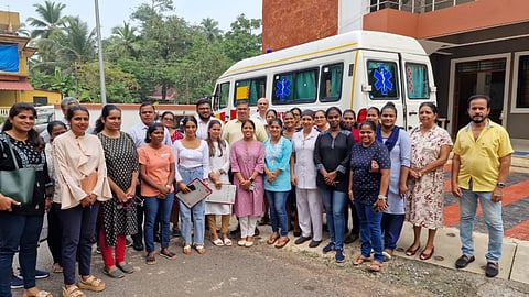 Mobile Hospital centre started By kelashi