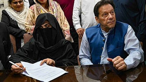 Imran Khan: इम्रान खान यांना झटका; कोर्टाच्या 'या' निर्णामुळे तुरुंगातील वाढला आणखी मुक्काम