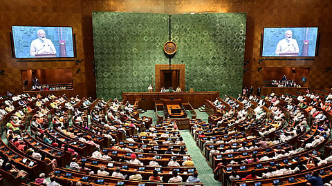 Waqf Amendment Bill 2024: वक्फ बोर्ड कायदा प्रस्तावित दुरुस्तीवरून गोंधळ सुरुच, जाणून घ्या काय आहे संपूर्ण प्रकरण