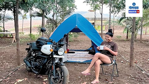 Women Bike Riders: