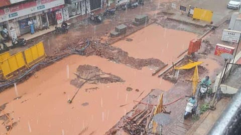 Panaji Rain: रस्ते पाण्याखाली, वाहने रुतली, स्मार्ट सिटीत 'चिखल काला'; गोव्यात यलो अलर्ट