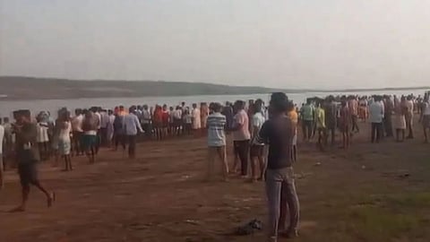 Boat Overturns In Mahanadi River