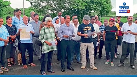 Verna Garbage Project opposition