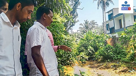 Sancoale Shindoli brook polluted Anton Vaz conducted the inspection along with Goa Pollution Control Board officials