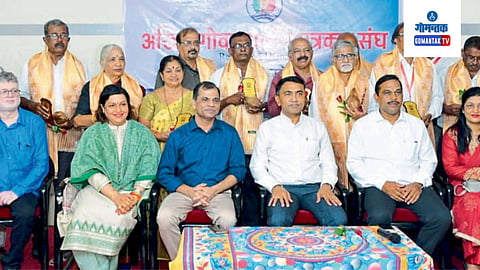 Cm Pramod Sawant With Goa Journalist