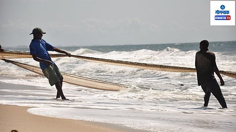 Goa News: जाळी ओढताना समुद्रकिनारी मच्छीमाराचा मृत्यू; घसरुन पडल्याने दोघांनी गमावला जीव