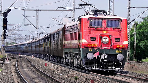 Indian Railway: एका रेल्वे तिकिटावर ''इतके'' दिवस भारतात कुठेही फिरा, वाचा नेमकं काय आहे अपडेट?