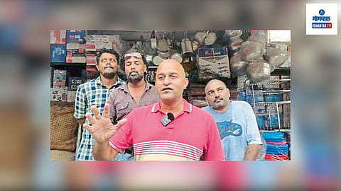 Mapusa Market News: वीजजोडणी देण्यासाठी दुकानदारांकडून मोठ्या प्रमाणात पैसे उकळले जात आहेत. मुळात वीज विभागाने असे कुठलेच निर्देश किंवा सूचना केली नसताना एकप्रकारे ही लूट असल्याचा दावा सामाजिक कार्यकर्ते जितेश कामत यांनी केला आहे.