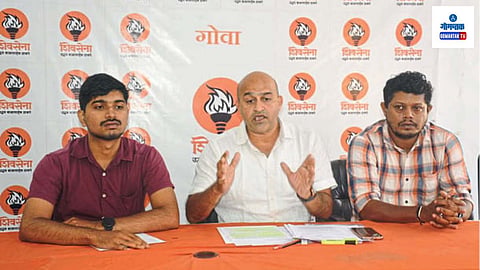 Goa Political News: एका बाजूला मुख्यमंत्री गोमंतकीयांना १५ ते २० लाख रुपयांत पक्के घर बांधून देण्याची स्वप्ने दाखवतात आणि दुसरीकडे १३ लाख रुपये तात्पुरत्या झोपड्यांवर खर्च करत आहेत, असा गंभीर आरोप जितेश कामत यांनी केला आहे