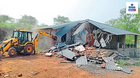 Cuchelim House Demolition
