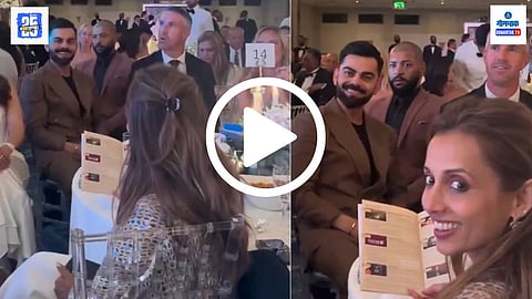 Virat Kohli Cute Reaction about Anushka