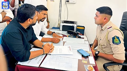Manoj Parab police complaint | Chimbel Panch threat